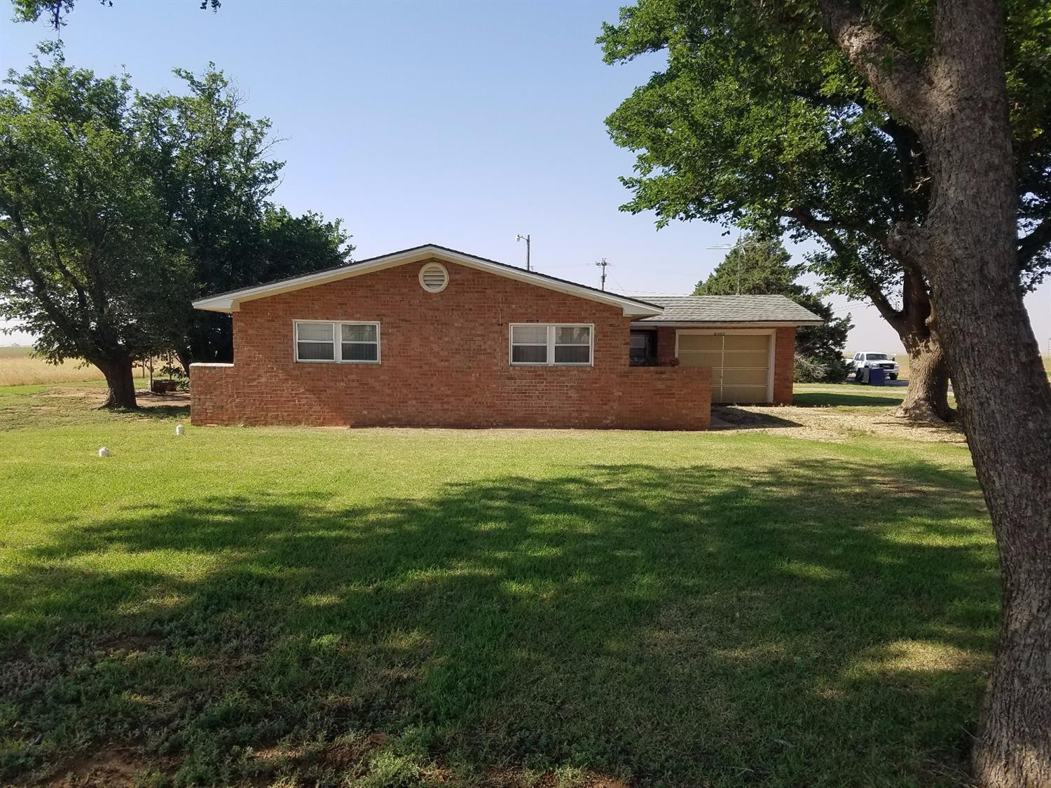 8902 East County Road 7700 Slaton, TX 79364 - Photo 2 of 18 Photo 2