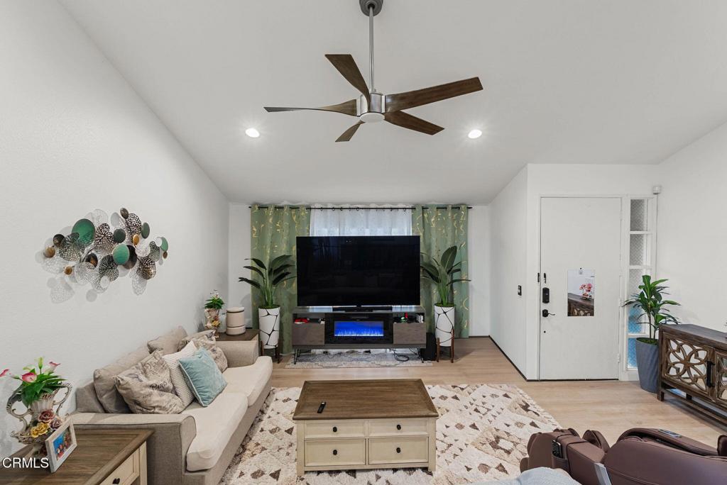 4253 Pancho Road Camarillo, CA 93012 - Photo 8 of 37