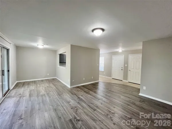 $1,550 | 2901 Iron Gate Lane, Charlotte, NC 28212