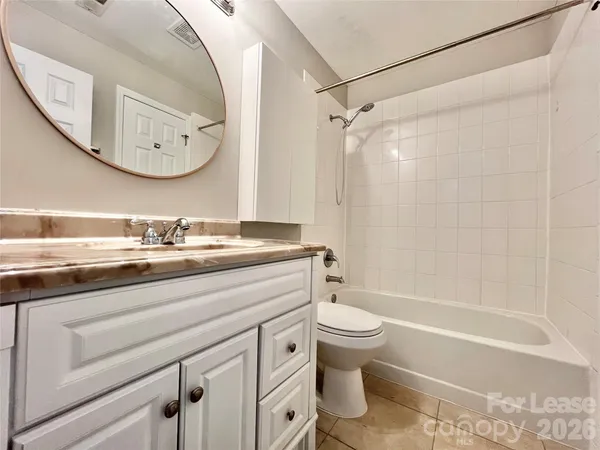 $1,550 | 2901 Iron Gate Lane, Charlotte, NC 28212