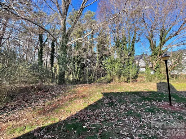 $1,550 | 2901 Iron Gate Lane, Charlotte, NC 28212