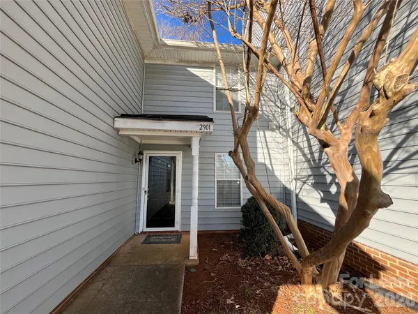 $1,550 | 2901 Iron Gate Lane, Charlotte, NC 28212