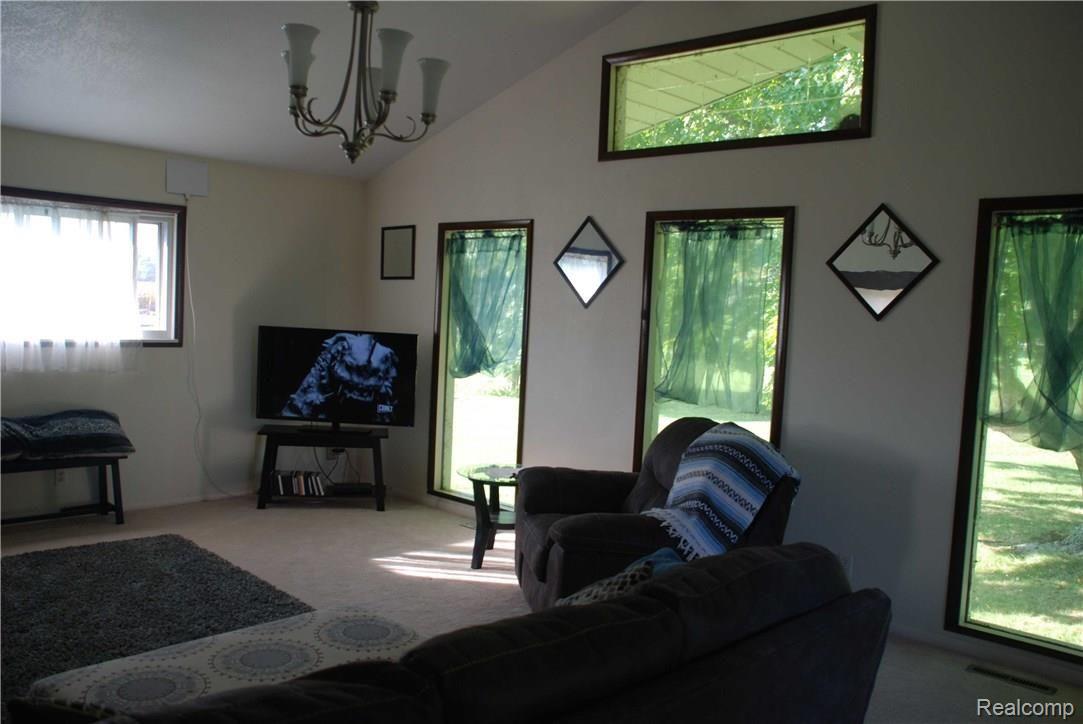 2800 Edgewood Road Erie, MI 48133 - Photo 24 of 45 24.jpg