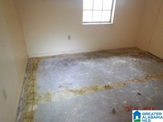 528 Southwest 10th Street Fayette, AL 35555 - Photo 3 of 14
