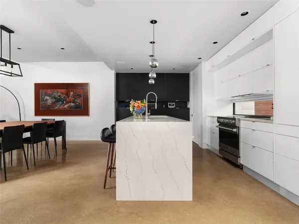 $989,999 | 15206 General Williamson Drive, Austin, TX 78734
