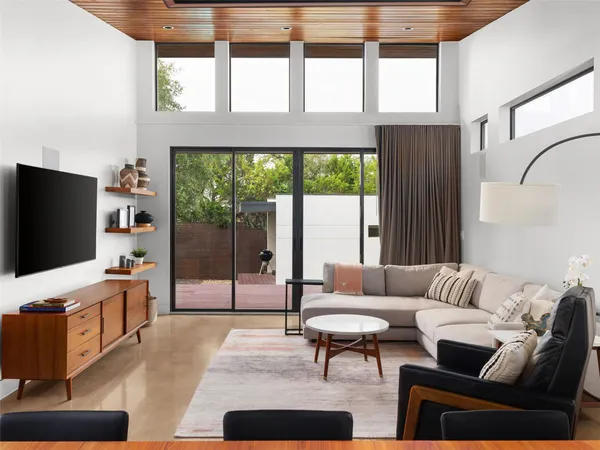$989,999 | 15206 General Williamson Drive, Austin, TX 78734