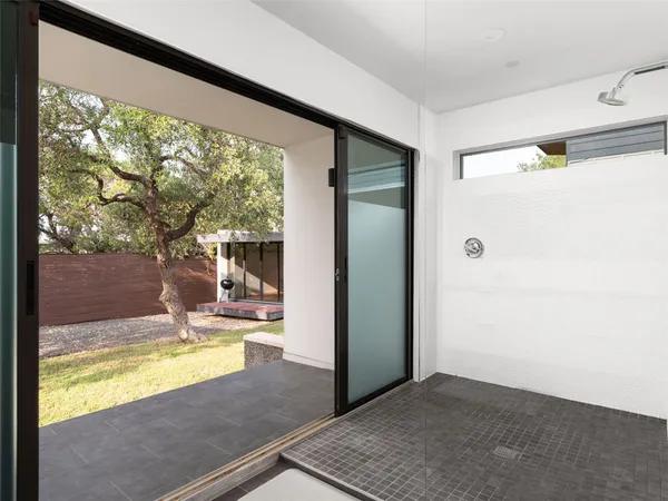 $989,999 | 15206 General Williamson Drive, Austin, TX 78734