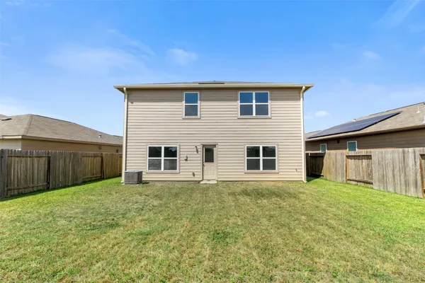 $285,000 | 11002 Hillside Creek Drive, Humble, TX 77396