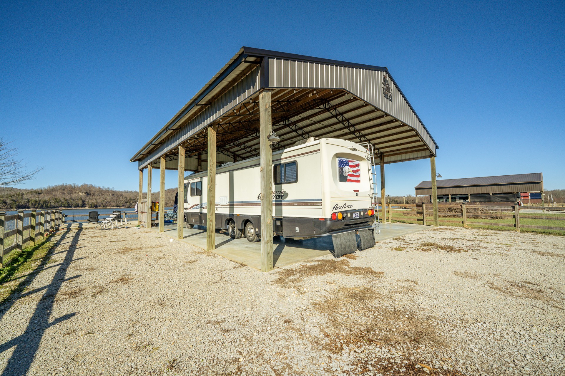 2571 Hardin Bottom River Road Clifton, TN 38425 - Photo 12 of 65
