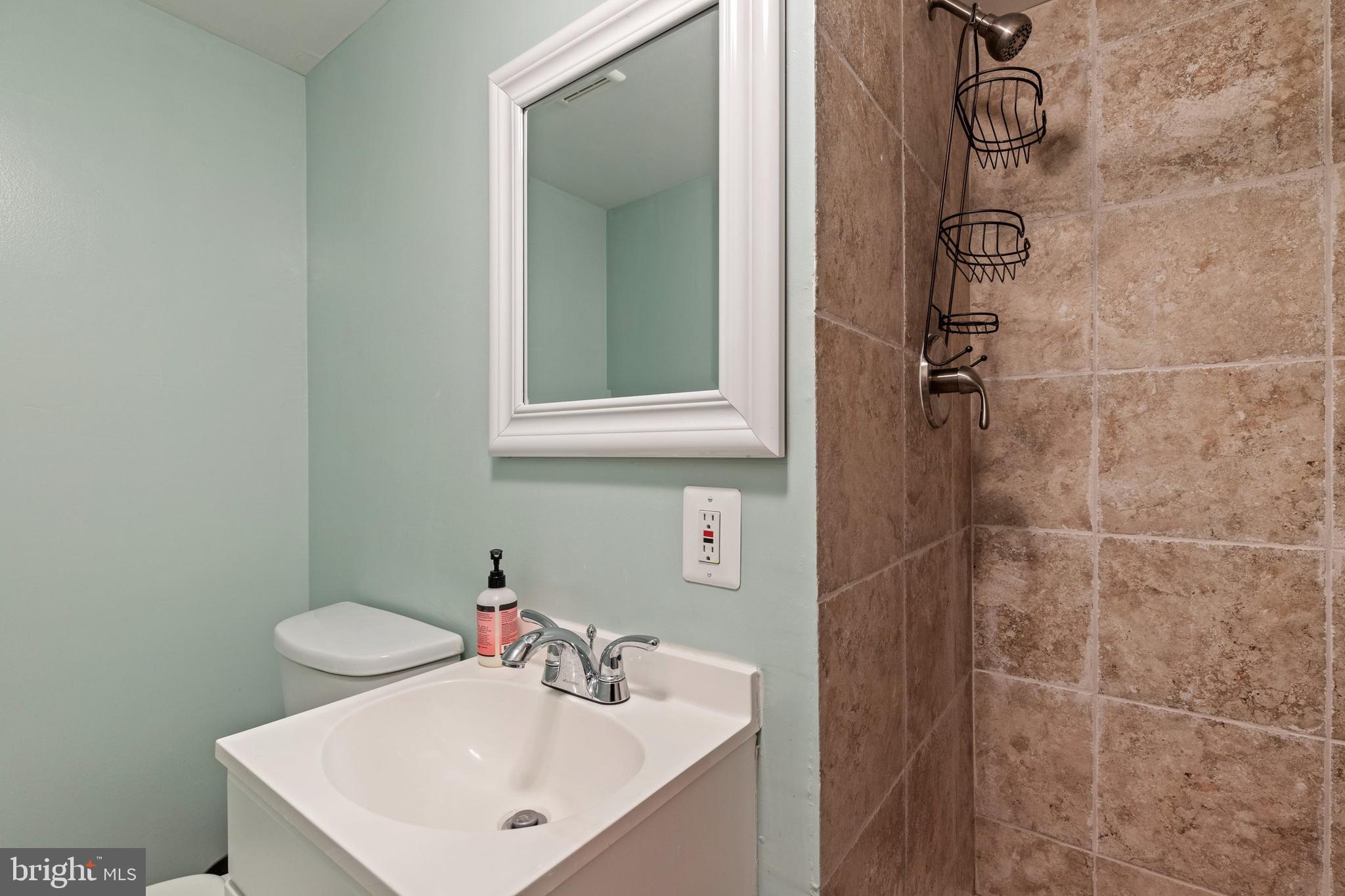 7701 Martel Place Springfield, VA 22152 - Photo 33 of 49 Gallery Image 33
