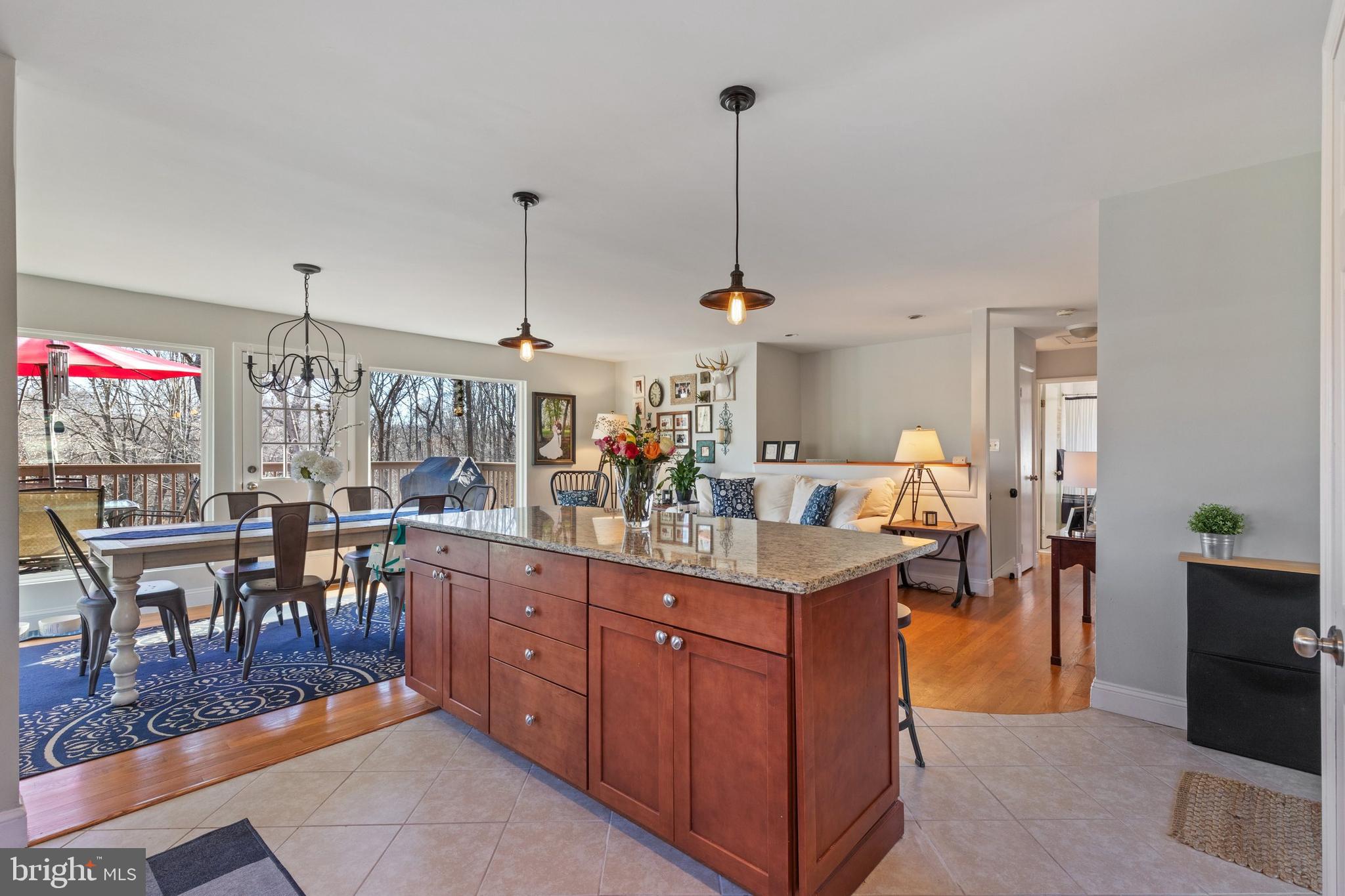 7701 Martel Place Springfield, VA 22152 - Photo 6 of 49 Gallery Image 6