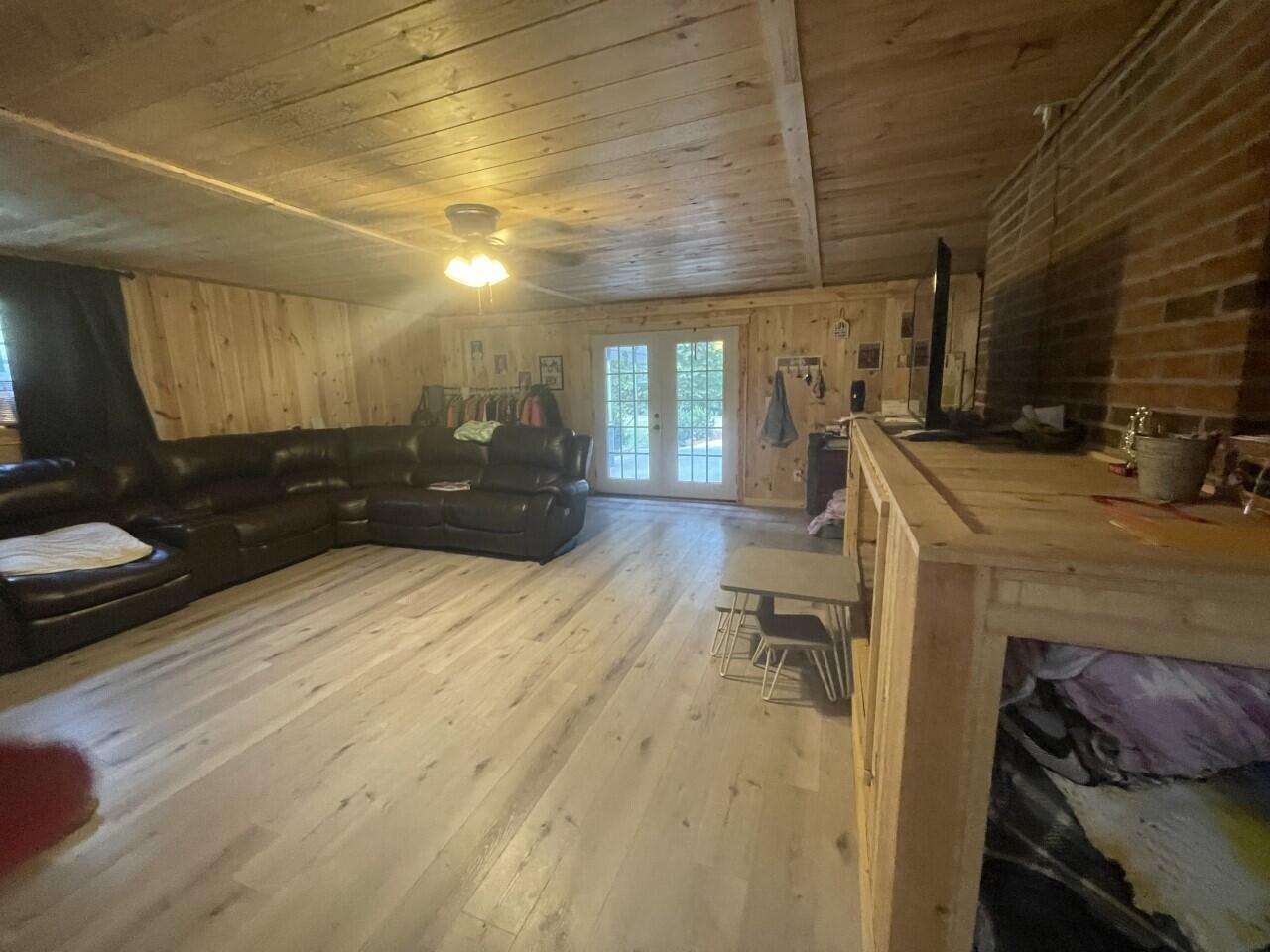 888 Blue Mill Road Del Rio, TN 37727 - Photo 7 of 26 stoke den 1