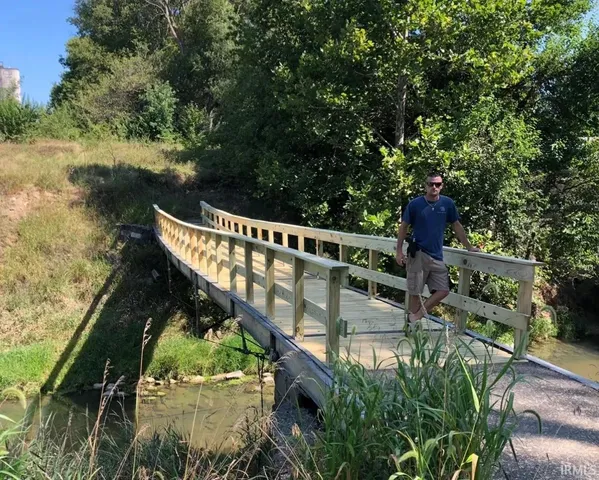 $3,150,000 | 625 North State 75, Flora, IN 46929