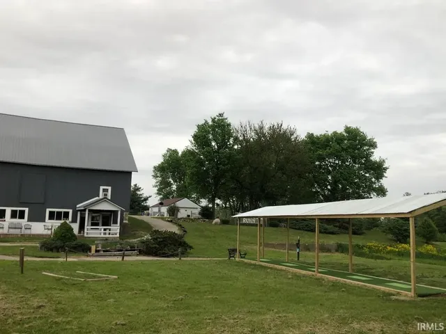 $3,150,000 | 625 North State 75, Flora, IN 46929