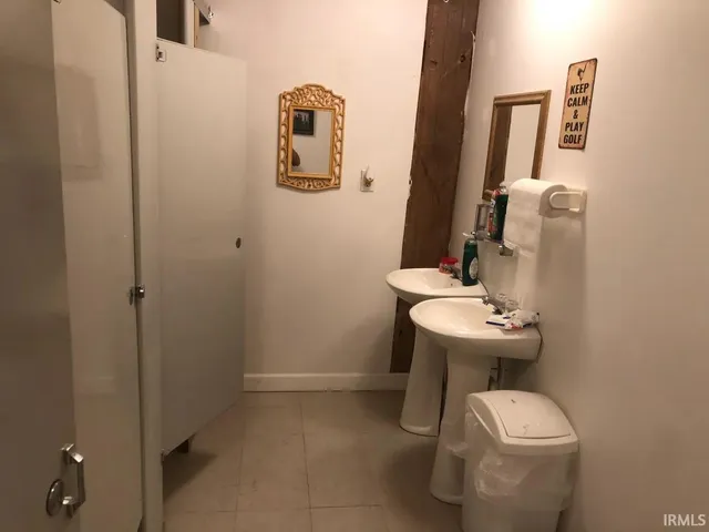 $3,150,000 | 625 North State 75, Flora, IN 46929