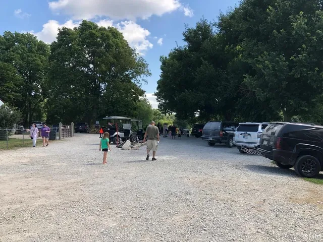 $3,150,000 | 625 North State 75, Flora, IN 46929