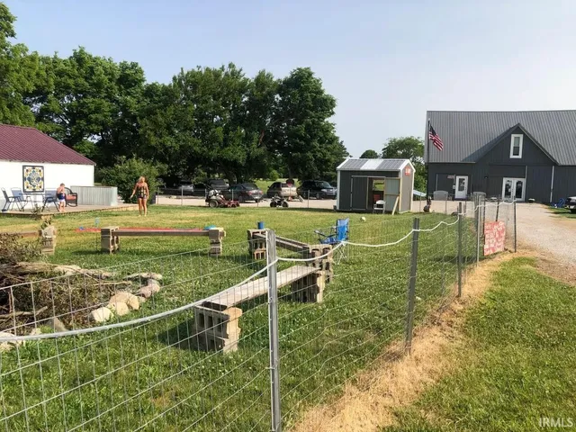 $3,150,000 | 625 North State 75, Flora, IN 46929