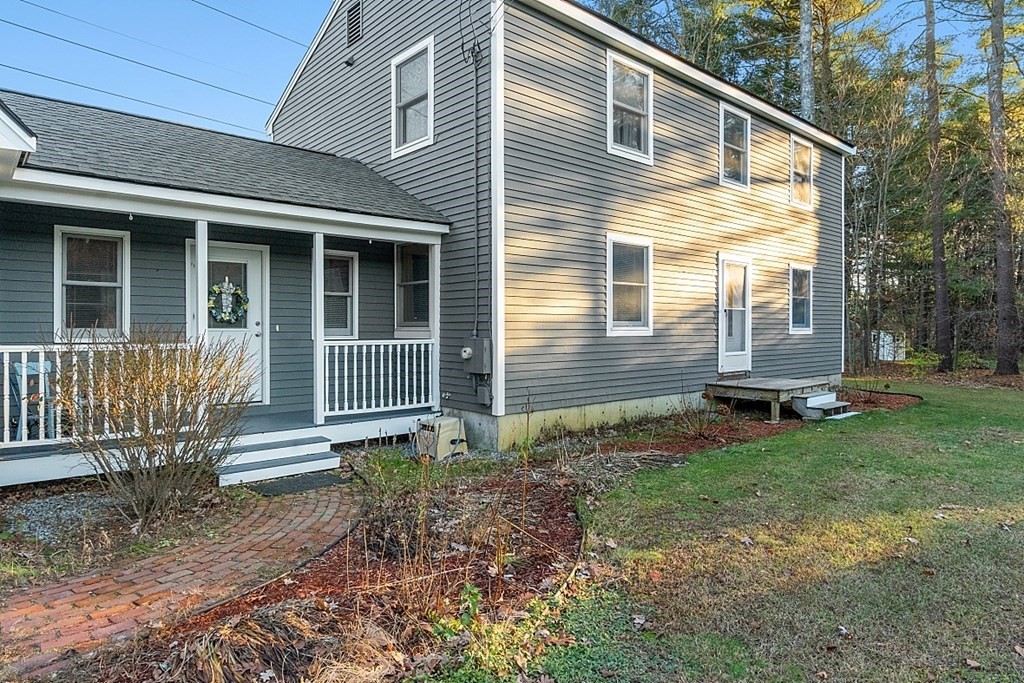 85 Hazen Road Shirley, MA 01464 - Photo 2 of 34 Gallery Image 2