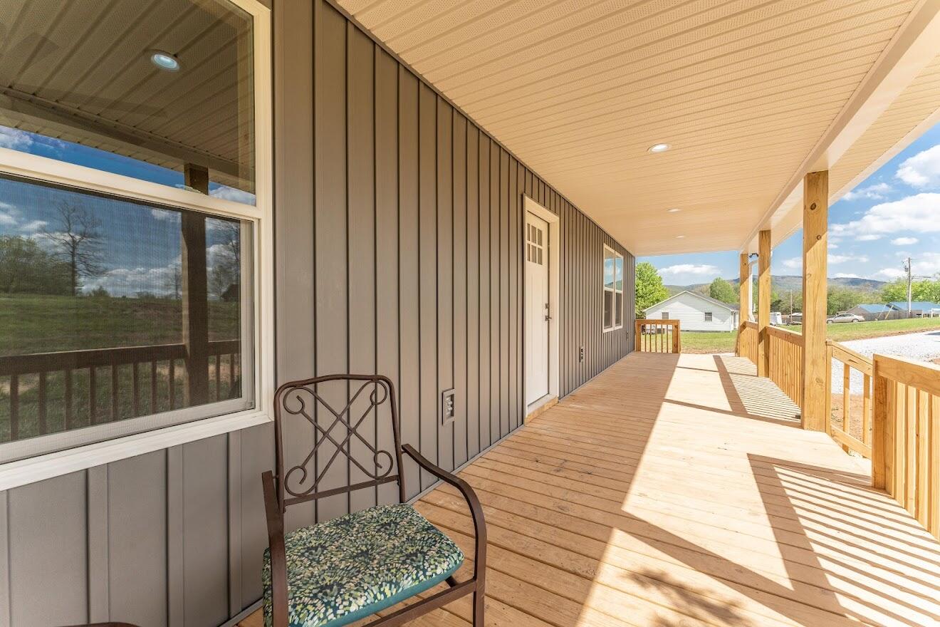 290 Foothills Road Pikeville, TN 37367 - Photo 5 of 43 Foothills-43