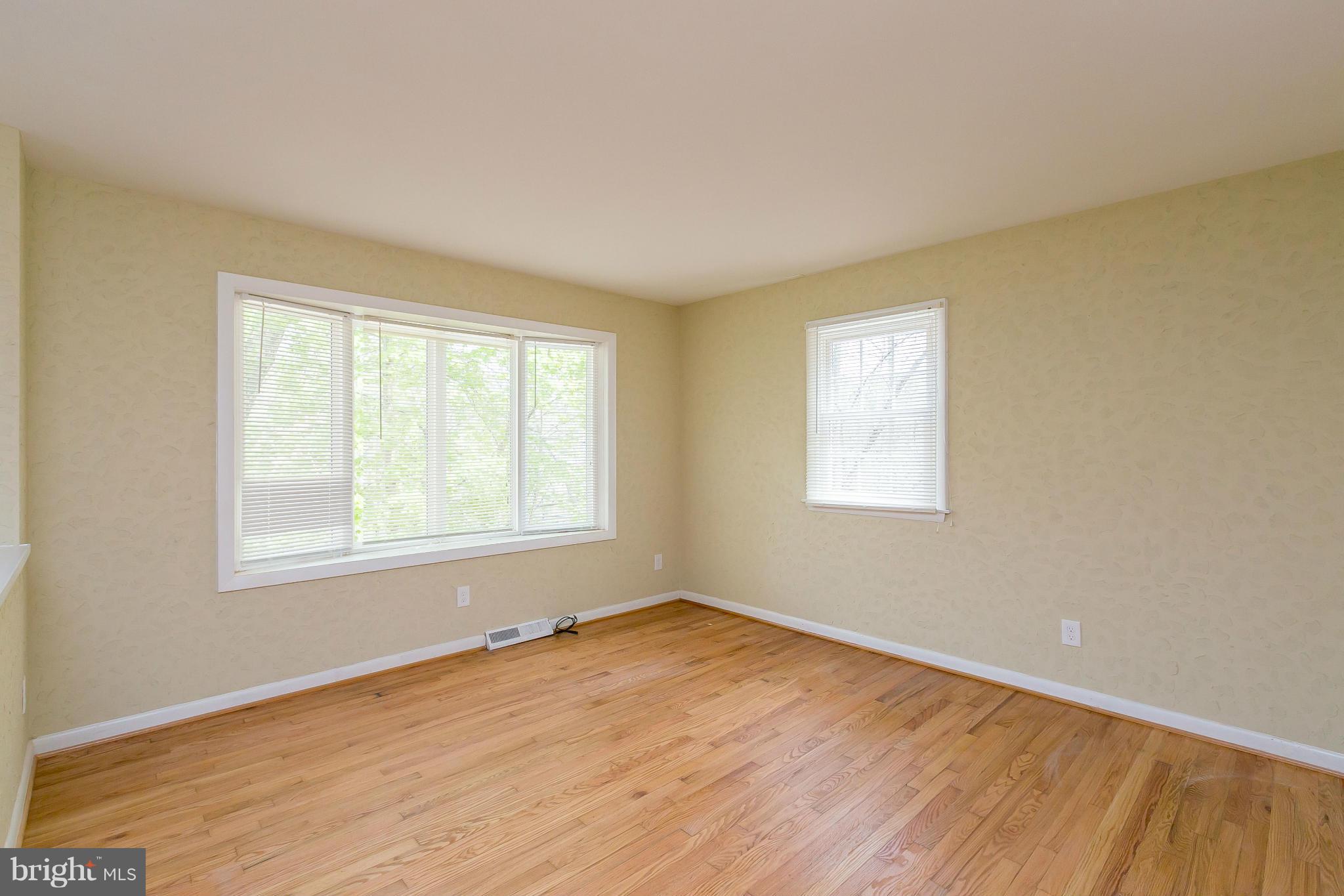 1111 Gorsuch Road Westminster, MD 21157 - Photo 9 of 30 Living Room