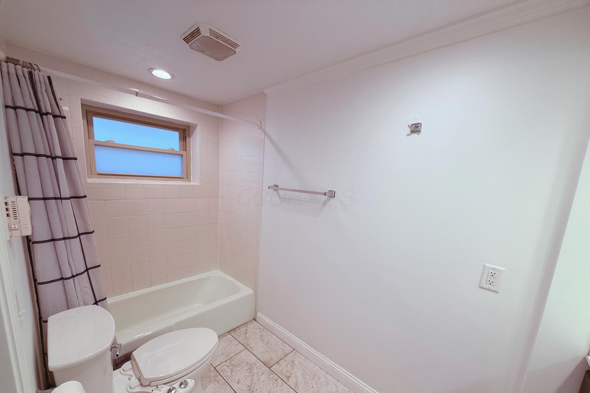 438 Grange Hall Road Dayton, OH 45430 - Photo 14 of 34 Master Bathroom