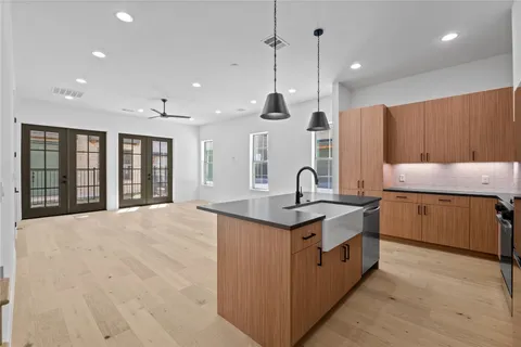 $699,000 | 3500 Pecan Springs Road, Unit 16, Austin, TX 78723