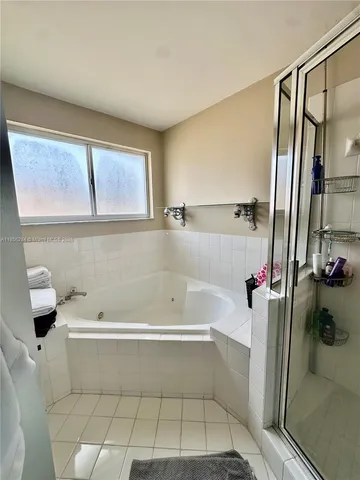 $684,900 | 9942 Northwest 29th Street, Doral, FL 33172