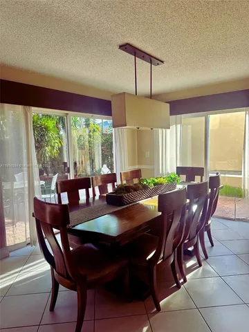 $684,900 | 9942 Northwest 29th Street, Doral, FL 33172