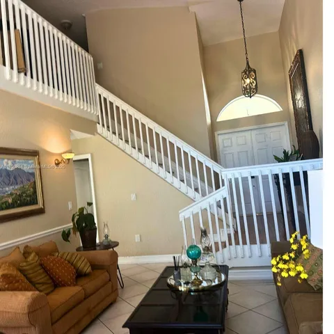 $684,900 | 9942 Northwest 29th Street, Doral, FL 33172