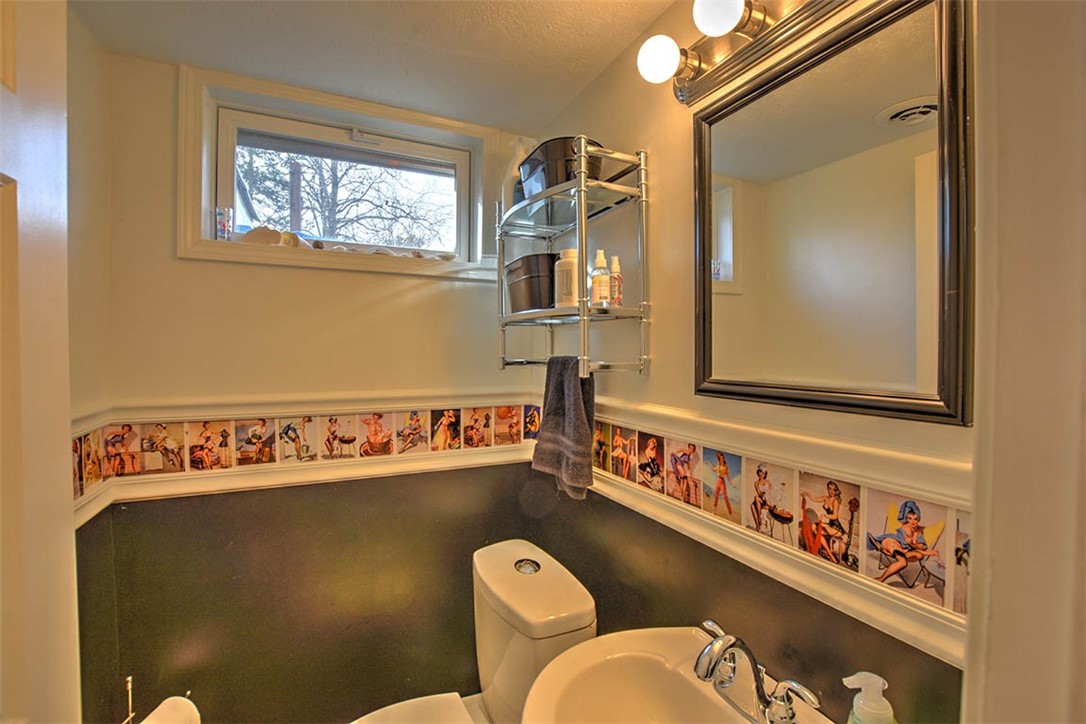 3331 East Leafdale Avenue Decatur, IL 62521 - Photo 11 of 19 Gallery Image 11