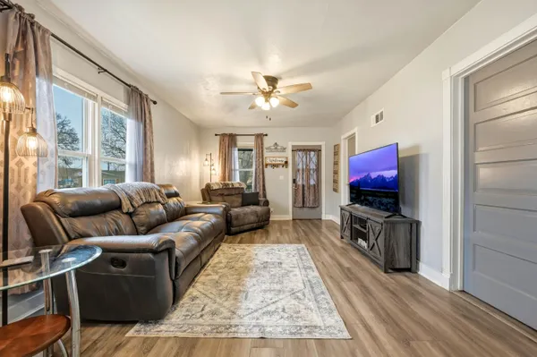 $425,000 | 1734 Val Vista Street, Sheridan, WY 82801