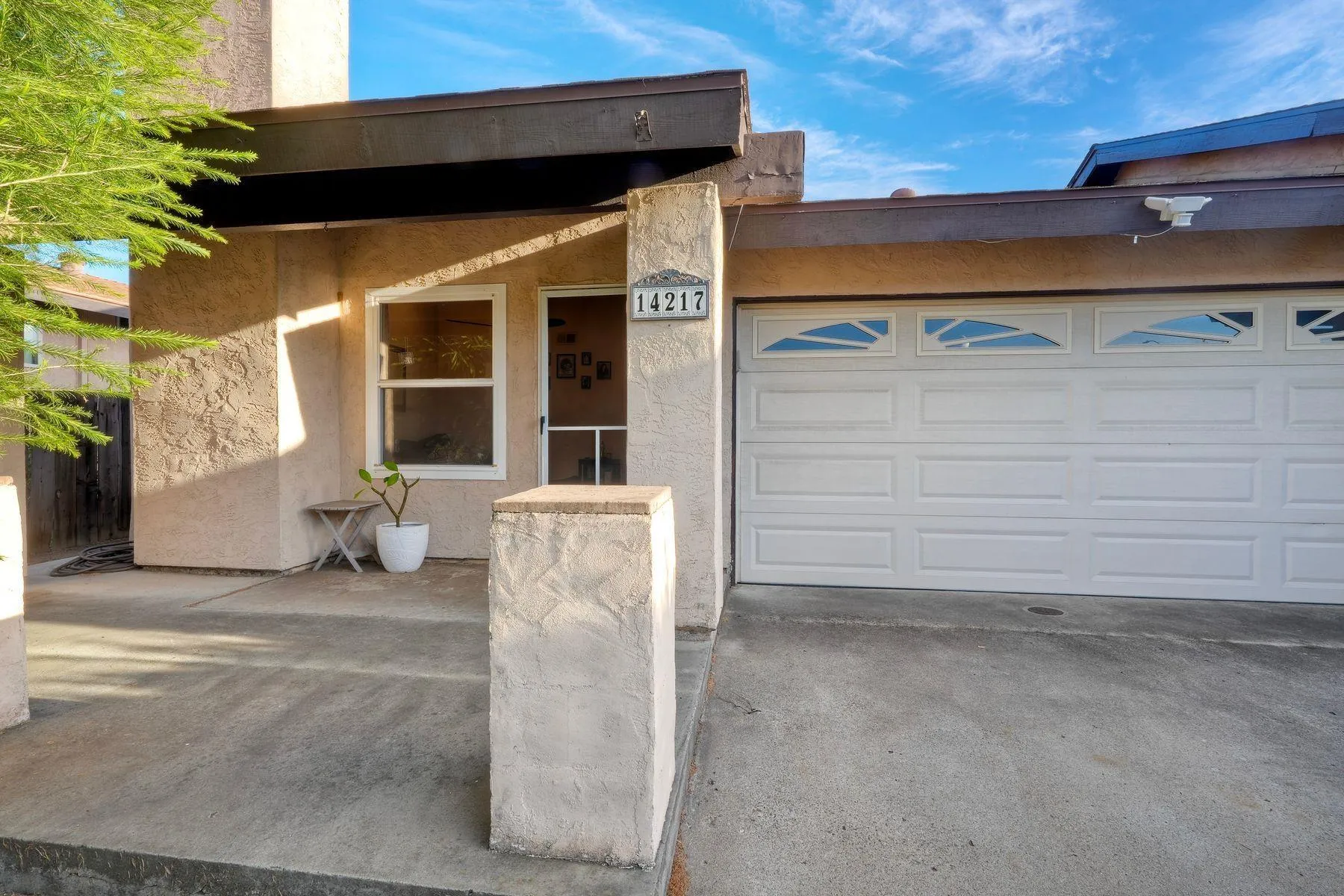 14217 Sutter Mill Way Poway, CA 92064 - Photo 4 of 30