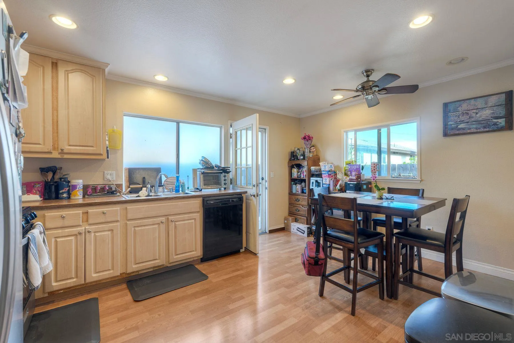 14217 Sutter Mill Way Poway, CA 92064 - Photo 10 of 30