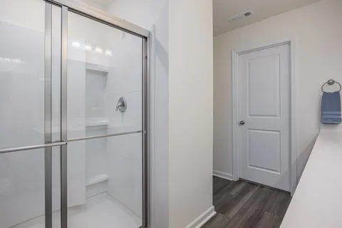 $424,900 | 2122 Youngfellow Drive, Columbia, TN 38401