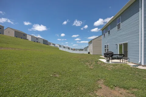 $424,900 | 2122 Youngfellow Drive, Columbia, TN 38401