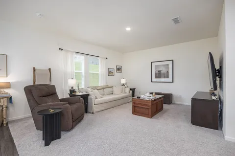 $424,900 | 2122 Youngfellow Drive, Columbia, TN 38401
