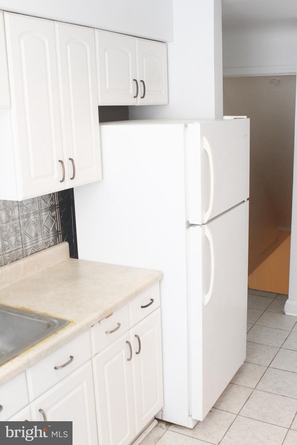 1623 Stonewood Road Baltimore, MD 21239 - Photo 6 of 11 Gallery Image 6