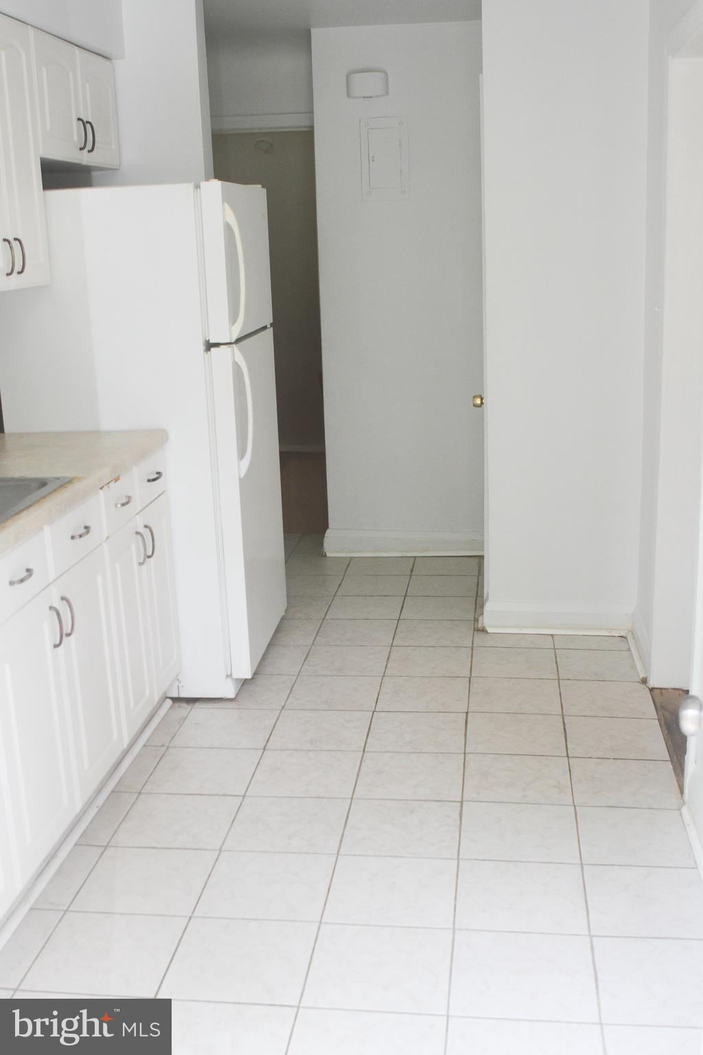 1623 Stonewood Road Baltimore, MD 21239 - Photo 8 of 11 Gallery Image 8
