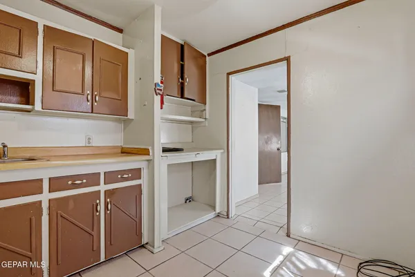 $145,000 | 7863 Laura Way, El Paso, TX 79915