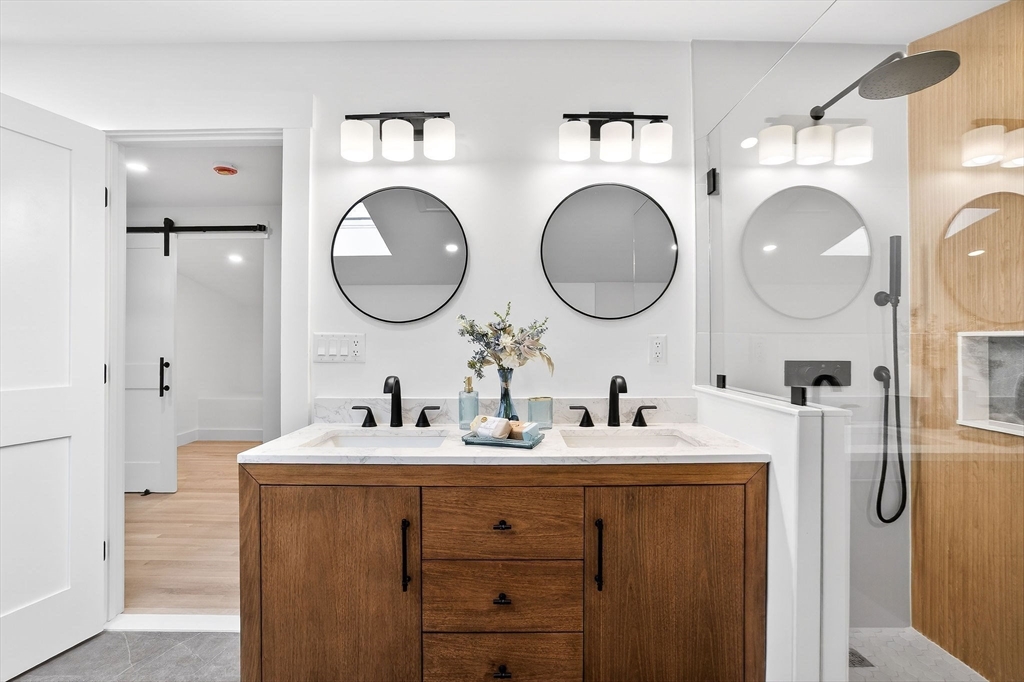 27 Laurel Street, Unit 27 Watertown, MA 02472 - Photo 18 of 23