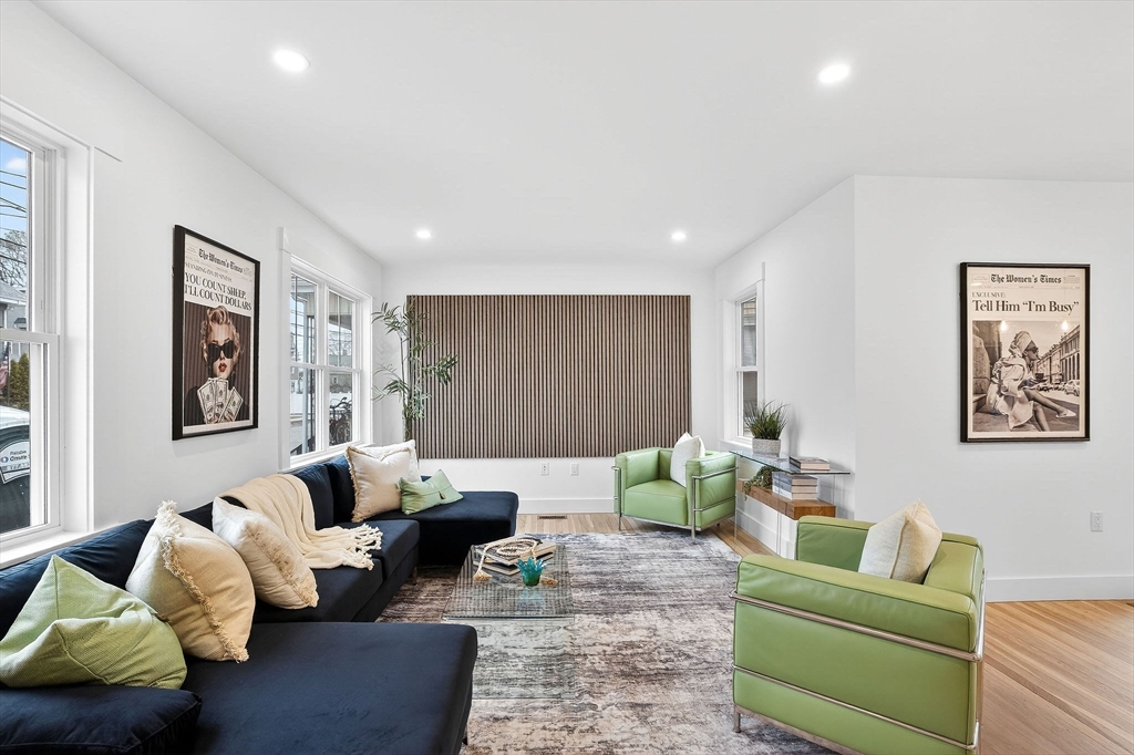 27 Laurel Street, Unit 27 Watertown, MA 02472 - Photo 3 of 23