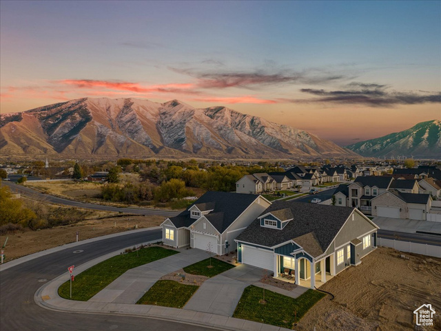 2033 Fortune Lane, Unit 462 Mapleton, UT 84664 - Photo 4 of 27 Mountain view