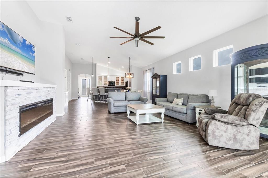 12755 Rainwashed Loop Parrish, FL 34219 - Photo 4 of 59