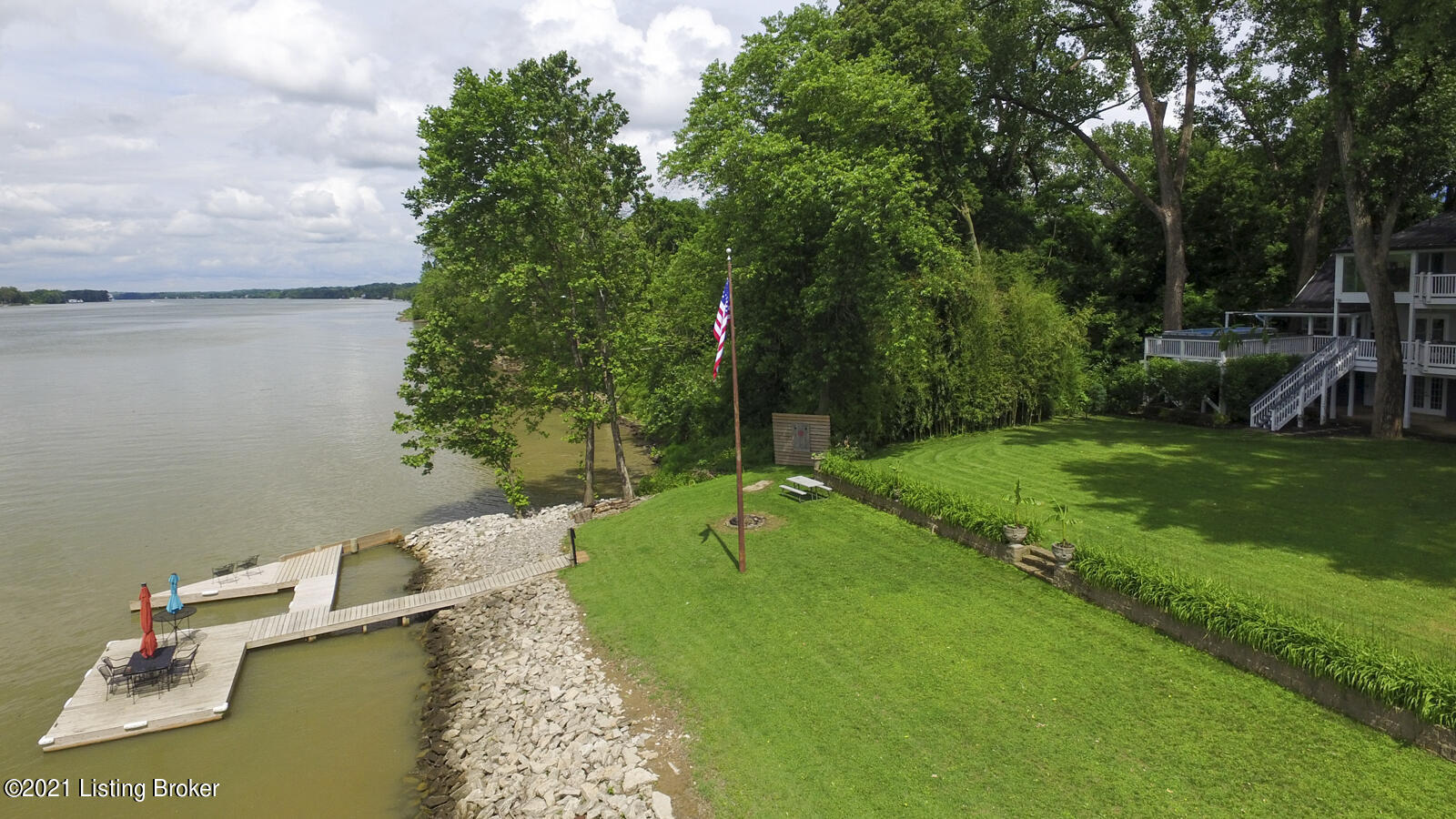3227 River Road Louisville, KY 40207 - Photo 84 of 95 3227 River Road