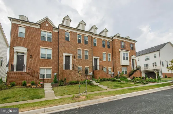 $3,450 | 13226 Deer Highlands Way, Silver Spring, MD 20906