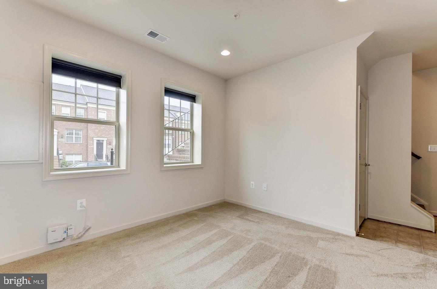 13226 Deer Highlands Way Silver Spring, MD 20906 - Photo 29 of 41