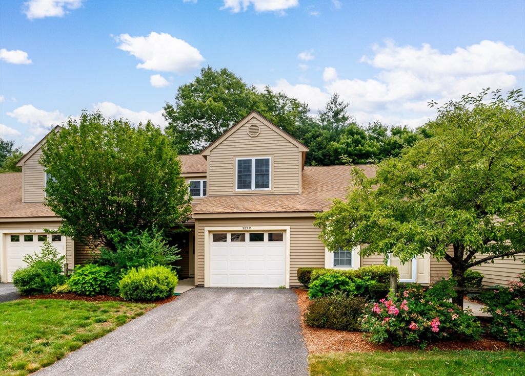923 Ridgefield Circle, Unit 923C Clinton, MA 01510 - Photo 1 of 35