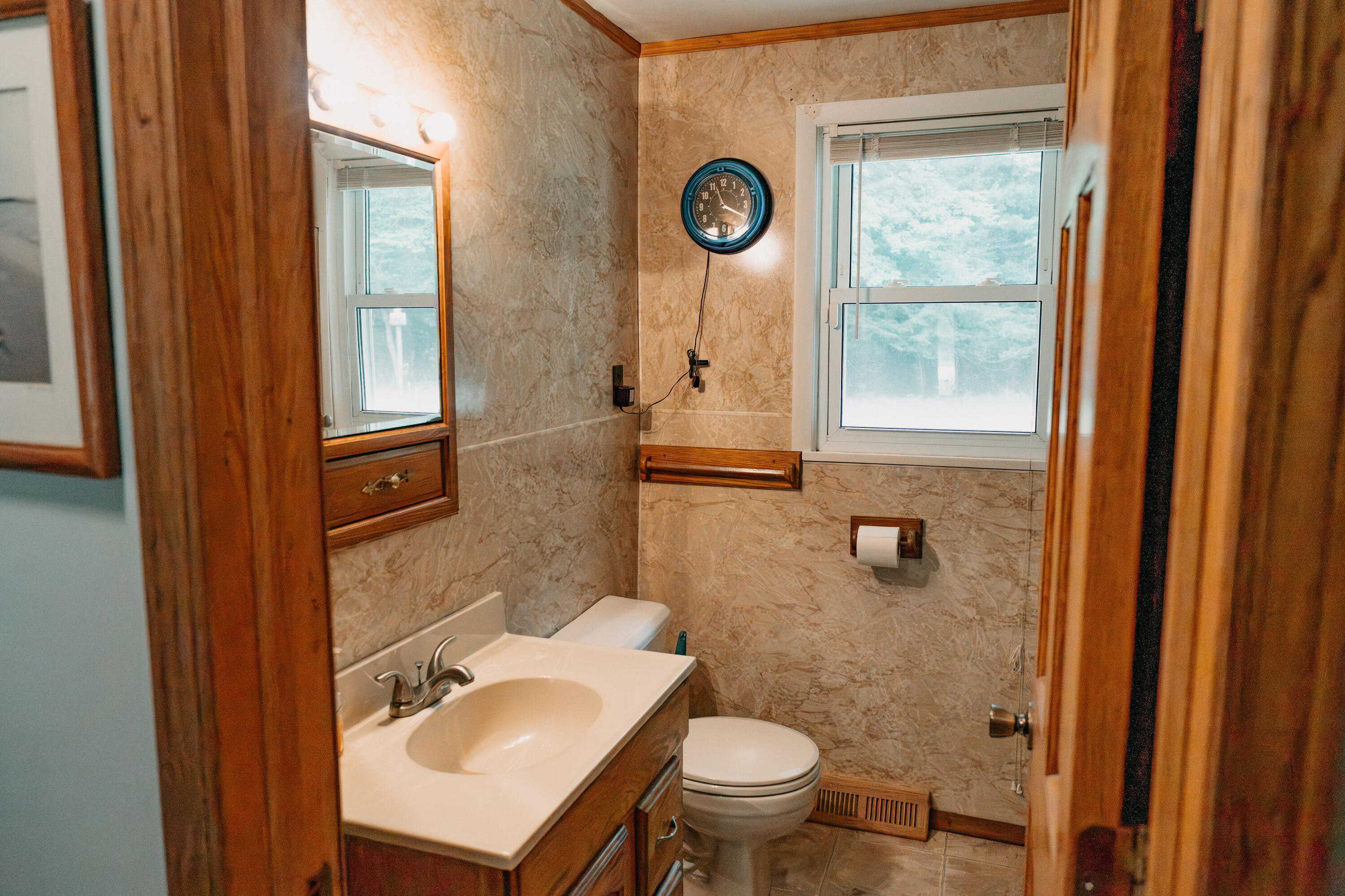 5421 West Angling Road Ludington, MI 49431 - Photo 17 of 25 16