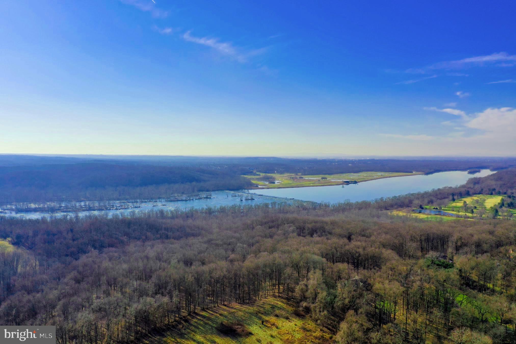 15220 River Road Potomac, MD 20854 - Photo 5 of 11 a view of an ocean