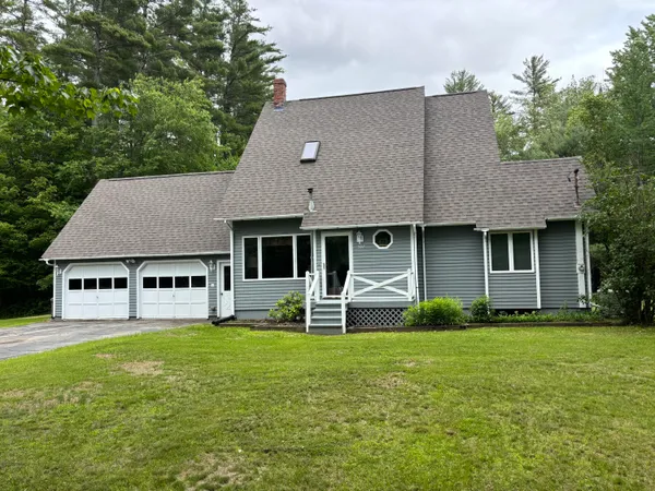 $399,999 | 597 Hartland Road, Canaan, ME 04924